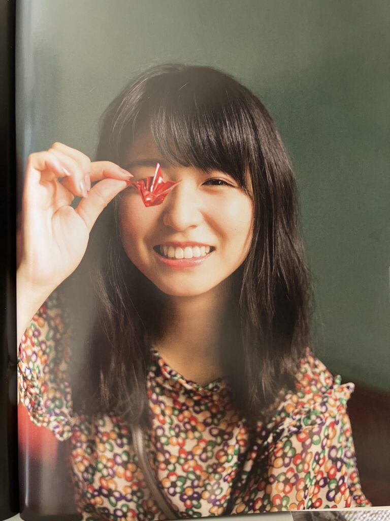 長濱ねる1ｓｔ写真集ここから