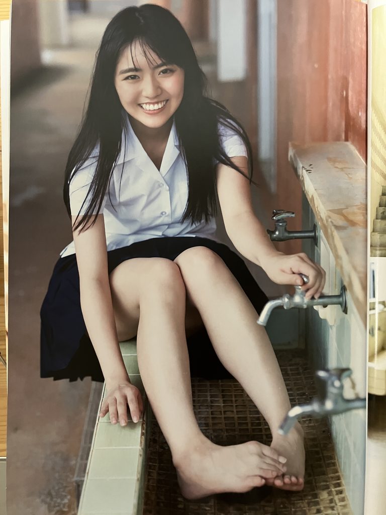 豊田ルナファースト写真集「月-RUNA-」