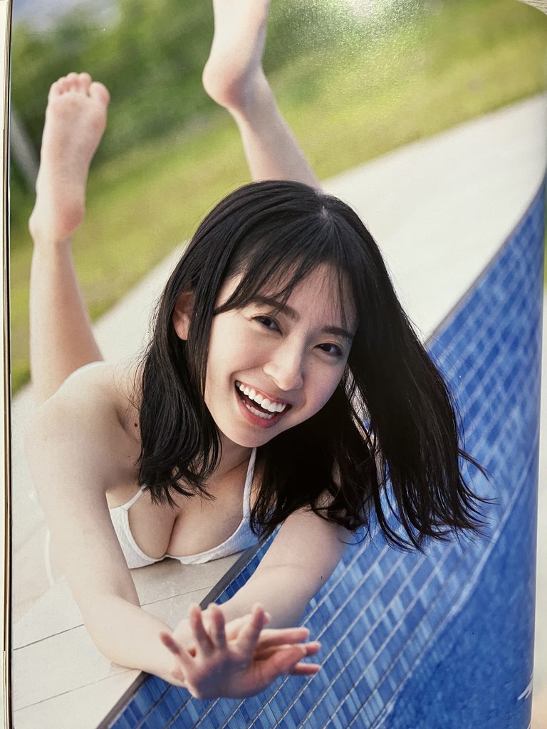 金村美玖ファースト写真集「羅針盤」
